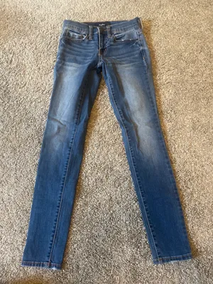 Low-Rise Jeans thumbnail 1