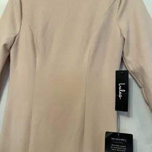 Lulu's Size Medium Glamor Galore Blush Pink Button Back 3/4‎ Sleeve Maxi Dress thumbnail 4
