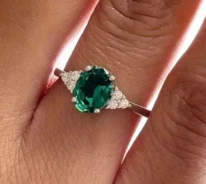 Ladies’s Stainless Steel Silver Oval Gemstone Ring Size 7 Green thumbnail 2