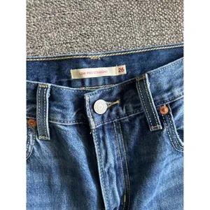 Levis Low Pro Straight Distressed Jeans Medium Wash Blue Denim W26 A0964-0006EUC thumbnail 2