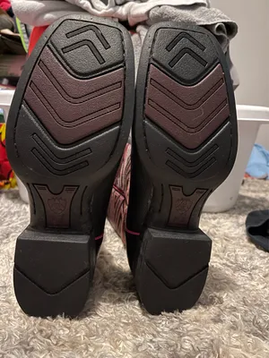 Hot Pink Navajo Ariat Cowboy Boots thumbnail 4