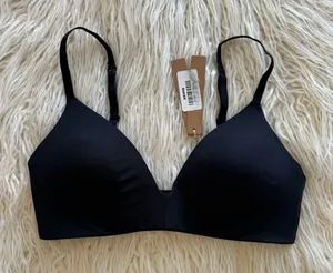 Skims Wireless Form T-shirt Bra Onyx Size 34B thumbnail 1