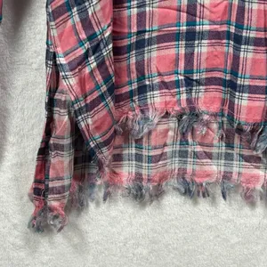Entro Pink Navy Plaid Button Down Shirt Crochet Lace Frayed Hem‎ T6382 Large thumbnail 8