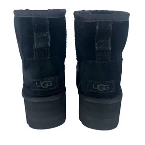 UGG Classic Ultra Mini Platform Boots Black Suede Size‎ 6 thumbnail 10