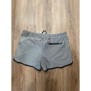 Lululemon Women's‎ Varsity Short Color Black Stretch size 10 Pocket thumbnail 2