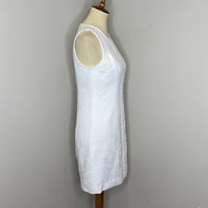Lilly Pulitzer Mila Stretch Shift in Resort White Turtle Pucker Jacquard thumbnail 5