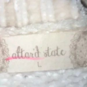 Altar'd State Cream‎ Chenille Knit Crew Neck Sweater Large Ivory Fuzzy Pullover thumbnail 5