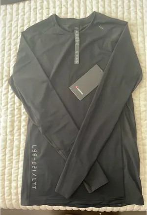 Lululemon Vital Drive Long Sleeve size L men’s thumbnail 1