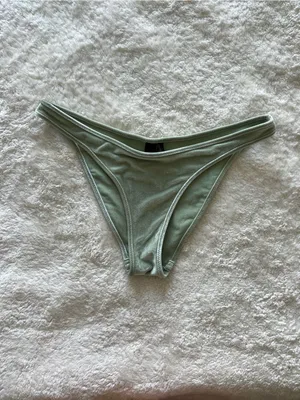 Triangl Aimee Velvet Bikini Top XL Bottom S thumbnail 6