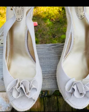 American Outfitters New never used Women Shoes Size 11 Wedge beige 5 in heel thumbnail 4