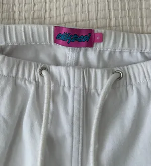 Edikted White Cargo Joggers thumbnail 3