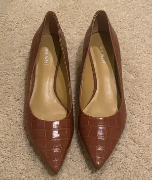 Nine West Croc-Embossed Brown Heels thumbnail 1