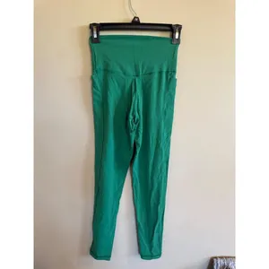 Aerie Offline Real Me Xtra Green‎ V Waist 7/8 Legging Size M thumbnail 2