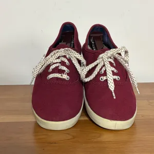 Burgundy Canvas Low Top Lace Up Sneakers WMUB4520001 Maroon USA 9 thumbnail 4