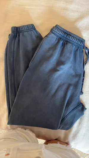 RICHER POORER | sweatpants in moonbeam thumbnail 6