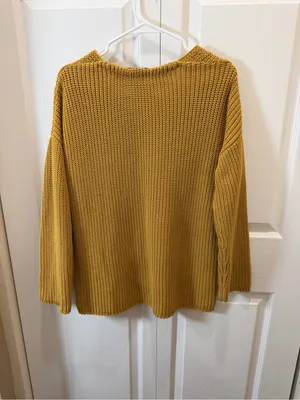 Jenni Kayne Gold Cabin Knit Sweater Medium - see notes thumbnail 3