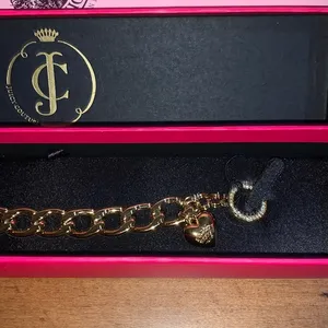 Juicy Couture Gold Heart B-Charm Link Bracelet Toggle Closure thumbnail 1