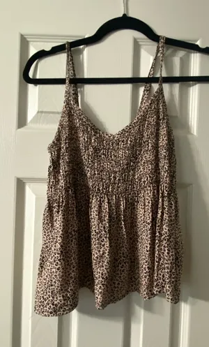 Urban Romantics Top Tank Cheetah Print thumbnail 1
