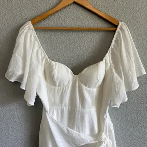 Selfie Leslie Aphrodite Molded Bust‎ Angel Sleeve Wrap Dress Size XXL NWT thumbnail 4