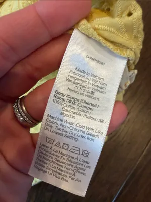 Madewell Eyelet Michele Bubble Top in Dream-On Daisies Yellow Medium - C70-004 thumbnail 6