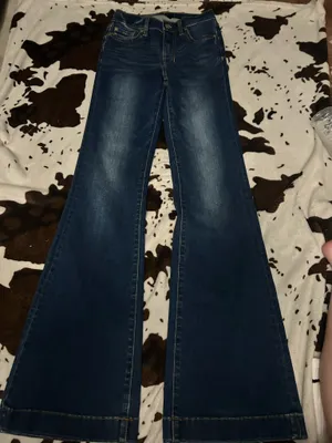 7 For All Mankind thumbnail 1