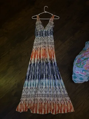 Blue, orange dress tart thumbnail 1