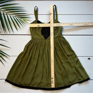 Project Alabama Olive Silk Pleated Dress – Size 6 Black Lace Bodice | Silk thumbnail 11