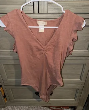 Altar'd State Mauve V-Neck Ruffle Sleeve Bodysuit thumbnail 1