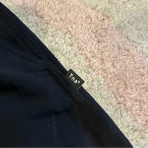 Aritzia TNA Sawyer Black Pants thumbnail 3