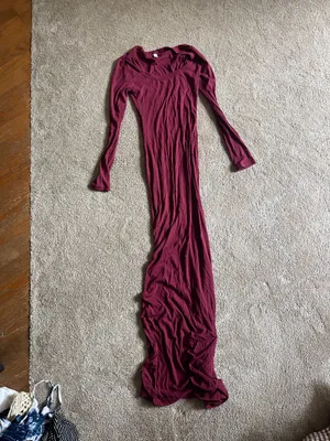 Floor length long sleeve dress Red thumbnail 3