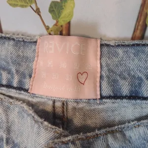 Revice super 80's tlc 32 jeans size 32 thumbnail 4