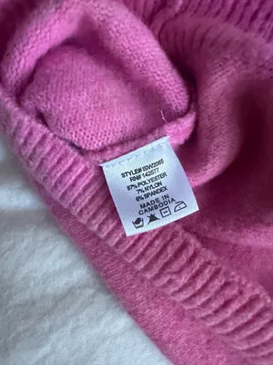 Boutique Pink V thumbnail 5