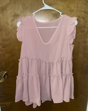 pink flowy shirt thumbnail 1