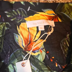 Olivaceous Women's Medium Tropical Print Button Down Short‎ Sleeve Shirt thumbnail 2