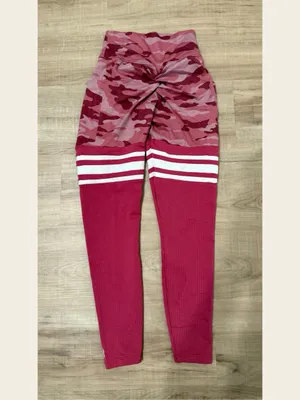 Bombshell camo leggings! thumbnail 2