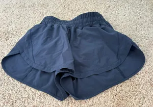 Lululemon Shorts thumbnail 1