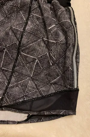 Shorts thumbnail 2