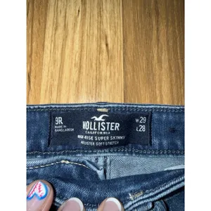 Hollister High-Rise Super Skinny Jeans Womens 9R W29 L28 Blue Stretch Distressed thumbnail 2