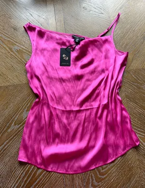 Sincerely Jules hot pink top nwt medium thumbnail 1