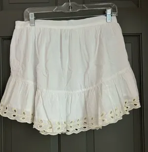 American Eagle Outfitters White Eyelet Hem Tiered Mini Skirt medium thumbnail 1