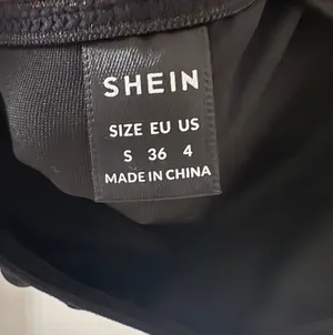 Black Shein Corset Crop Top Mesh thumbnail 5