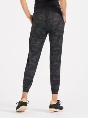 Vuori Performance Jogger Womens M Black Camo DreamKnit Athletic Pants thumbnail 2