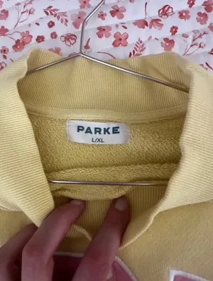 PARKE Yellow Crewneck thumbnail 2