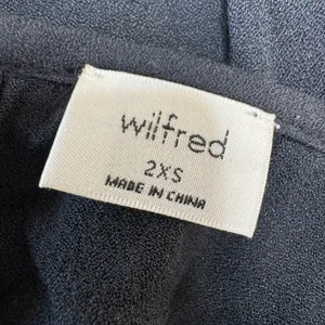Aritzia Wilfred Clarissa Puff Sleeve Long Sleeve Blouse Black size 2XS XXS $98 thumbnail 8