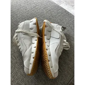Reebok Zig Kinetica Womens Sneakers White Beige Gum Sole Running Shoes Size7 GUC thumbnail 2
