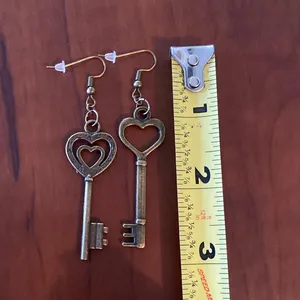 Handmade Earrings Antique Vi Rage Style Heart Keys Gift thumbnail 4