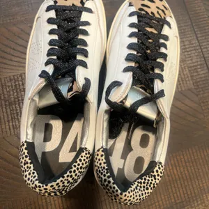 P448 John sneakers white/ leopard print 7.5 women thumbnail 5