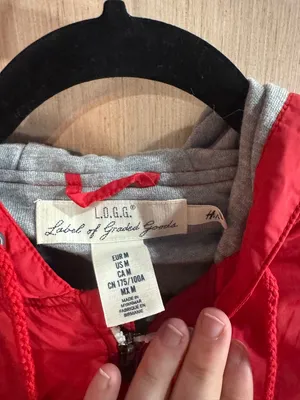Women’s LOGG by H&M Red Hooded Zip-Up Bomber Jacket Size Medium thumbnail 3