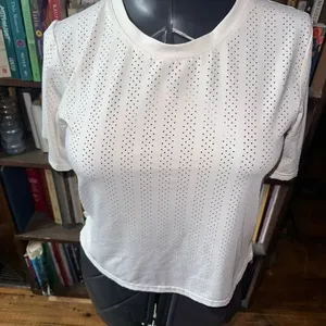 Zyia white perforated athletic short sleeve S sporty shirt thumbnail 1