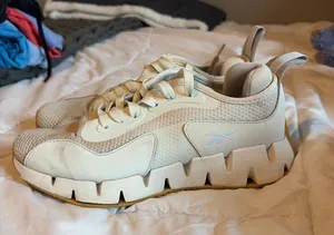 Reebok white & cream sneakers #trainers #athletic thumbnail 1